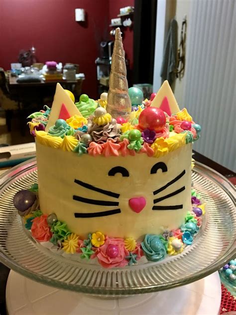 I’ll probably add a better pic later. Kitty cat unicorn cake. #caticorn #unicat # ...