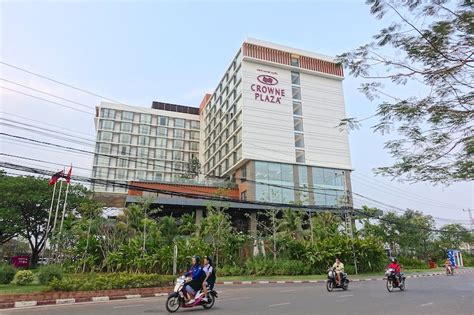 Crowne Plaza Hotel - Vientiane - Tailormade Journeys