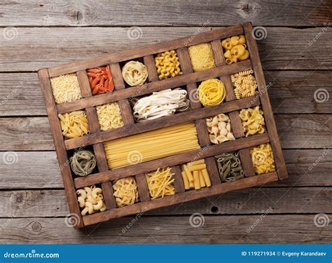 Various Pasta in Wooden Box Stock Photo - Image of noodle, wood: 119271934