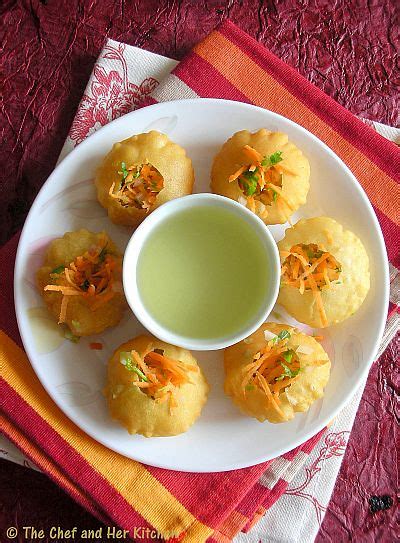 THE CHEF and HER KITCHEN: Bangarpet Pani Puri......quite a unique Chaat!!