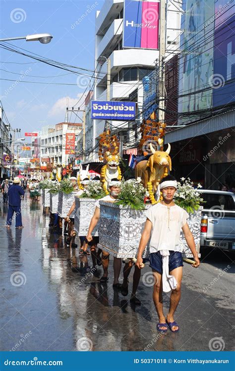 LAMPANG, THAILAND - 13 APRIL 2011: Salung Luang Procession and Songkran Festival in Lampang ...