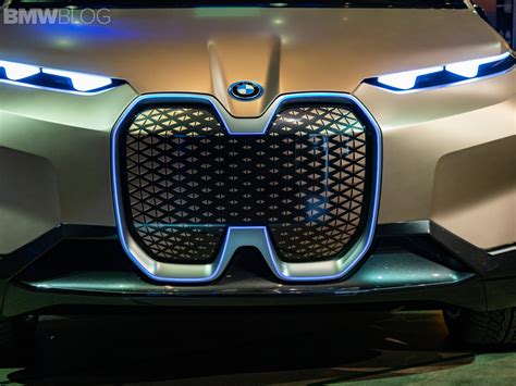 BMW Vision iNEXT makes its official public introduction in Los Angeles