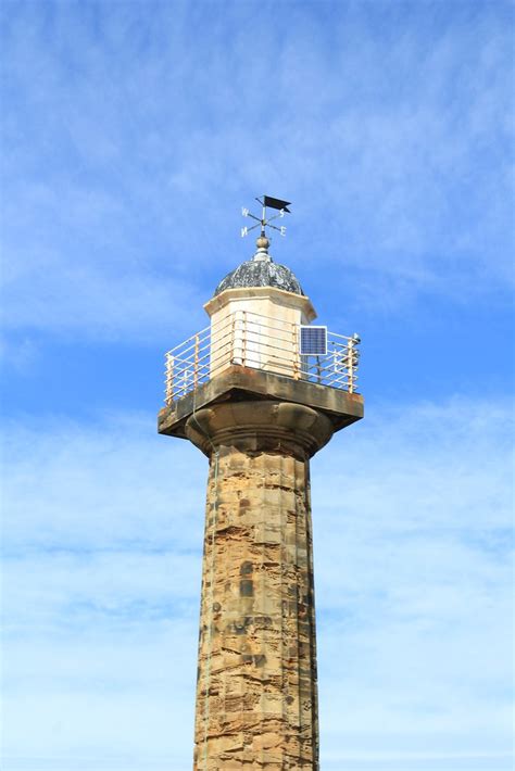 Whitby Lighthouse pt 2 | Daniel Duffy | Flickr