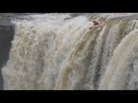 Tyler Bradt kayaks off 186 ft, 56.7 meters Palouse Falls. - YouTube ...