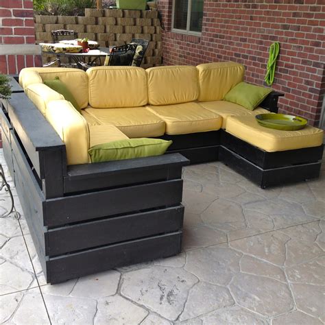 DIY Why Spend More: DIY Outdoor Sectional