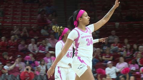 Dominant defense leads Arkansas women's basketball to 61-33 win over ...