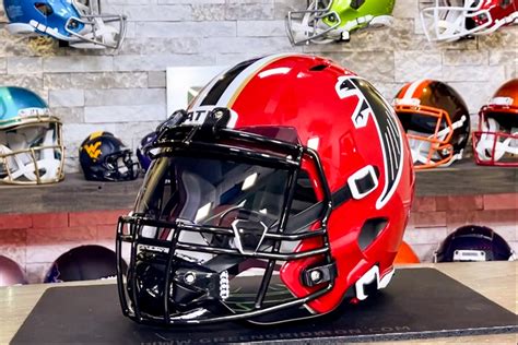 Atlanta Falcons Blackout Throwback Helmet - YouTube Experience – Green Gridiron, Inc.