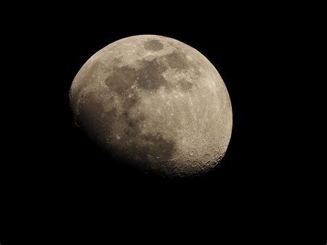 Lunar Photography :: Behance