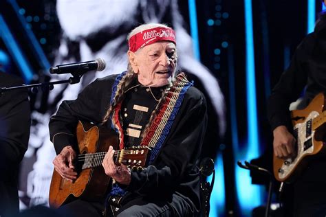 Willie Nelson Delivers All-Star Jam During Rock Hall Induction