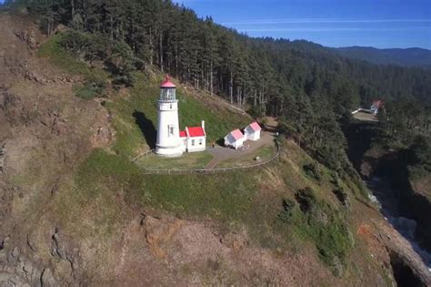 Heceta Head Lighthouse - Portland Ghosts