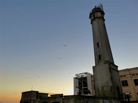 Why you should definitely do an Alcatraz Night Tour - Sightseeing Scientist