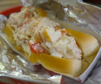 Profile: “JAMES HOOK AND CO” in Boston, MA | Lobster Roll Chronicles