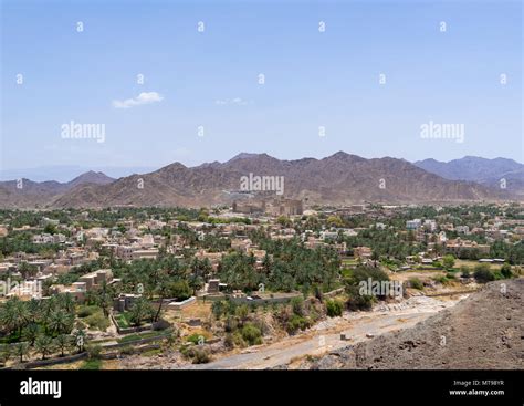 Bahla fort in the middle of an oasis, Ad Dakhiliyah ‍Governorate, Oasis of Bahla, Oman Stock ...