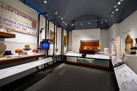 Philadelphia History Museum · View Of The Permanent Exhibition Gallery ...