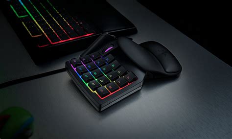 Razer Tartarus V2 Chroma Review: Good For MMO Mavens | Tom's Guide