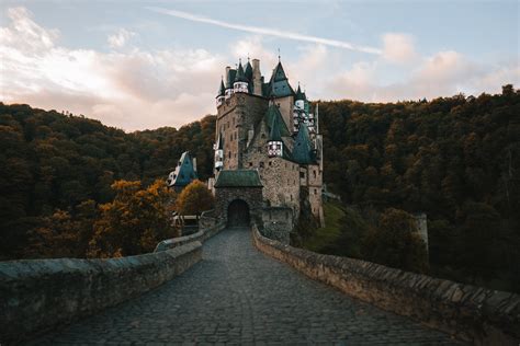 Eltz Castle - a real-life fairy tale castle : r/castles