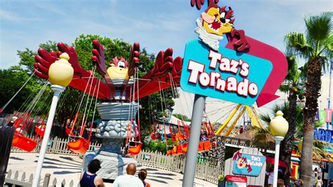 Taz’s Tornado - Six Flags Fiesta Texas