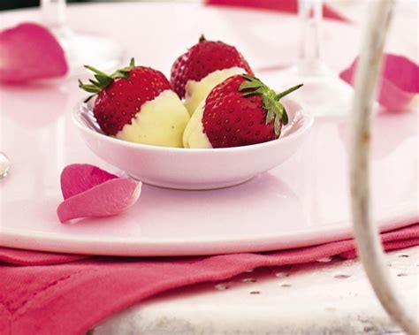 White chocolate-dipped strawberries recipe | delicious. magazine