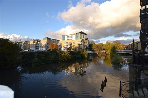 Living in Brentford: local area guide