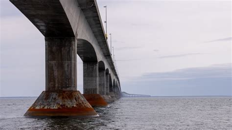 Confederation Bridge toll freeze will make 'big difference,' some Islanders say | CBC News