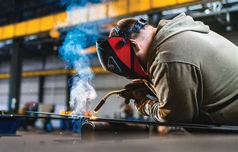 Prevent overexposure to welding fumes and gases | 2020-12-20 | Safety+Health Magazine