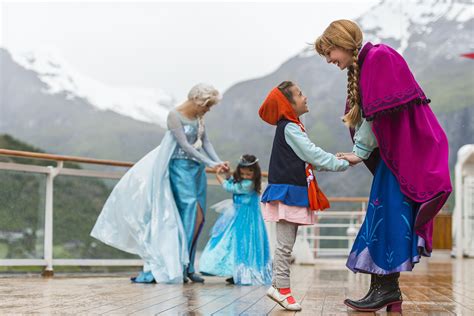 Photos and Video From Disney's 'Frozen' Norway Cruise | HuffPost Life