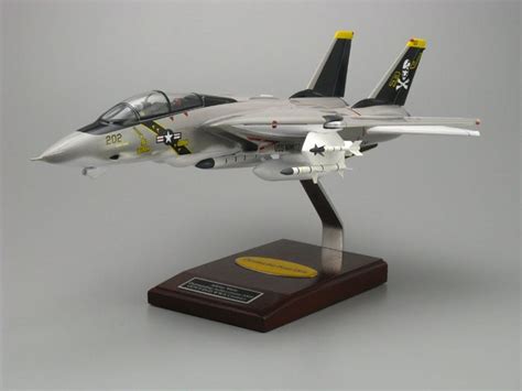 Grumman F-14 Tomcat Clear Canopy Scale Model - Wings900 Model Photo Gallery