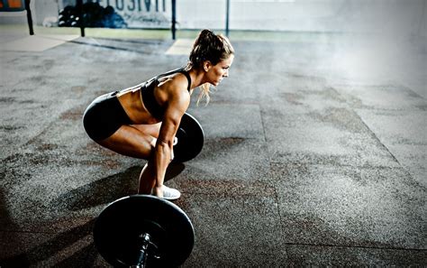 The Best Leg Exercises And Workouts To Build Strength + Power