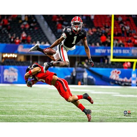 George Pickens Georgia Bulldogs Unsigned Leaping in 2021 Bowl Game Photograph in 2023 | Georgia ...