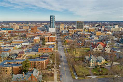 40+ South Bend Indiana Skyline Stock Photos, Pictures & Royalty-Free ...