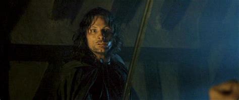 Aragorn inThe Fellowship of the Ring - Lord of the Rings Image (2230553 ...