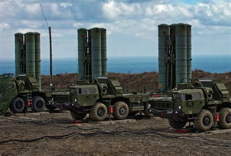 UAWire - Russia to deploy additional S-400 missile systems in annexed Crimea