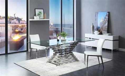 Modern Dining Room Tables That Are on Trend