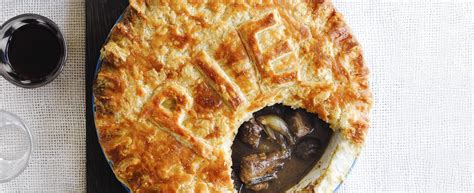 Steak and red wine pie with suet crust | Recipe | Easy pie recipes ...