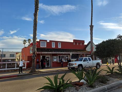 Ventura California – Best local places to eat, shop and play.