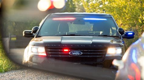 Ford Police Interceptor Utility Debuts Rear Spoiler Traffic Warning ...