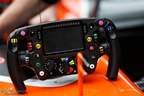 McLaren MCL32 steering wheel, Shanghai International Circuit, 2017 Chinese Grand Prix, F1 2017 ...