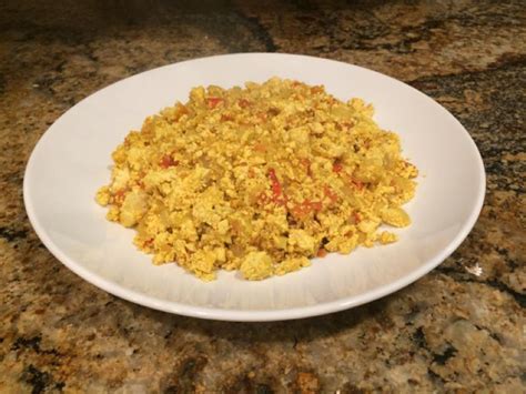 Tofu Scrambled ¨Eggs¨ Recipe and Nutrition - Eat This Much