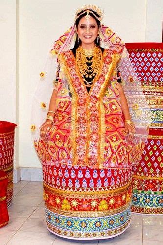 Bala Hijam - Photo Gallery :: E-rang | Chanya choli, Traditional ...