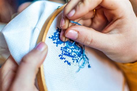 Beginning Stitching: How to Cross Stitch a Small Design