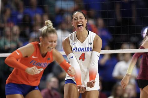 Florida takes down Wisconsin volleyball in five-set nail biter in front ...