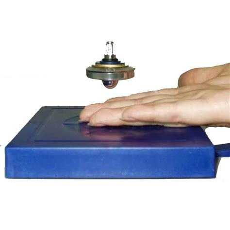 Magic-UFO-Magnetic-Levitation-Floating-Flying-Saucer-spinning-top-novelty-learning-toys.jpg