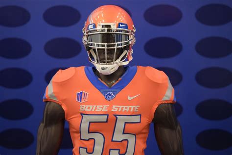 Broncos get back to 'blue collar' with debut of new football uniforms | Boise State Football ...