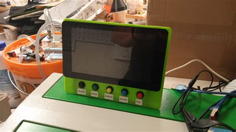 Raspberry Pi 7" Touchscreen by janxgeist | Download free STL model ...