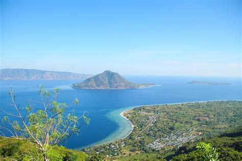 11 Spot Cantik yang Bakal Bikin Kamu Kepingin Liburan ke Pulau Alor ...