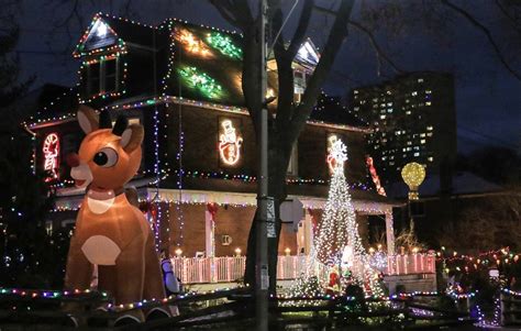 The 5 most outlandish holiday lights in Toronto