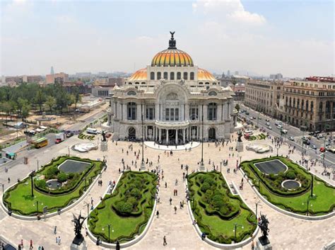 The Fine Arts Palace Museum In Mexico City, Mexico Stock Photo - Image of bellas, sculpture ...