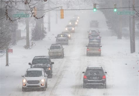 Indiana road conditions: How to check current traffic, travel advisory