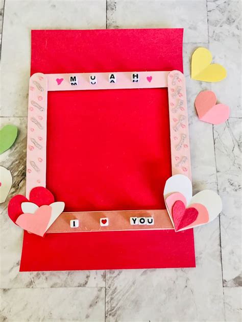 Popsicle Stick Picture Frame - Valentines Craft - Made with HAPPY