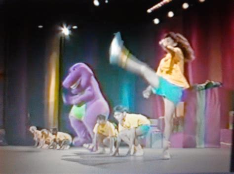 Whatsoever Critic: "Barney In Concert" Video Review